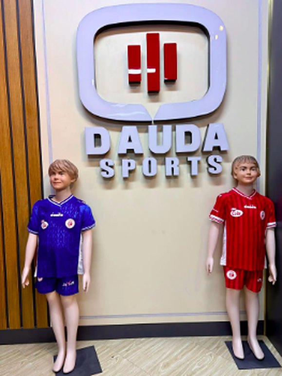 Kids club jersey pair, blue and red