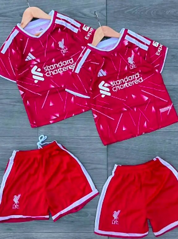 Kids Liverpool kit sets
